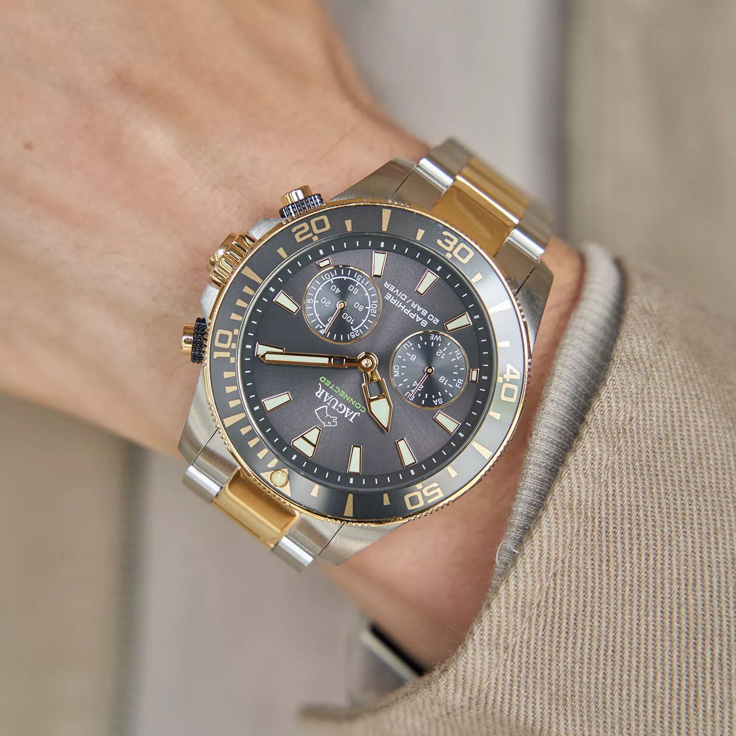 Jaguar Connected Diver J889/4 - Ditur