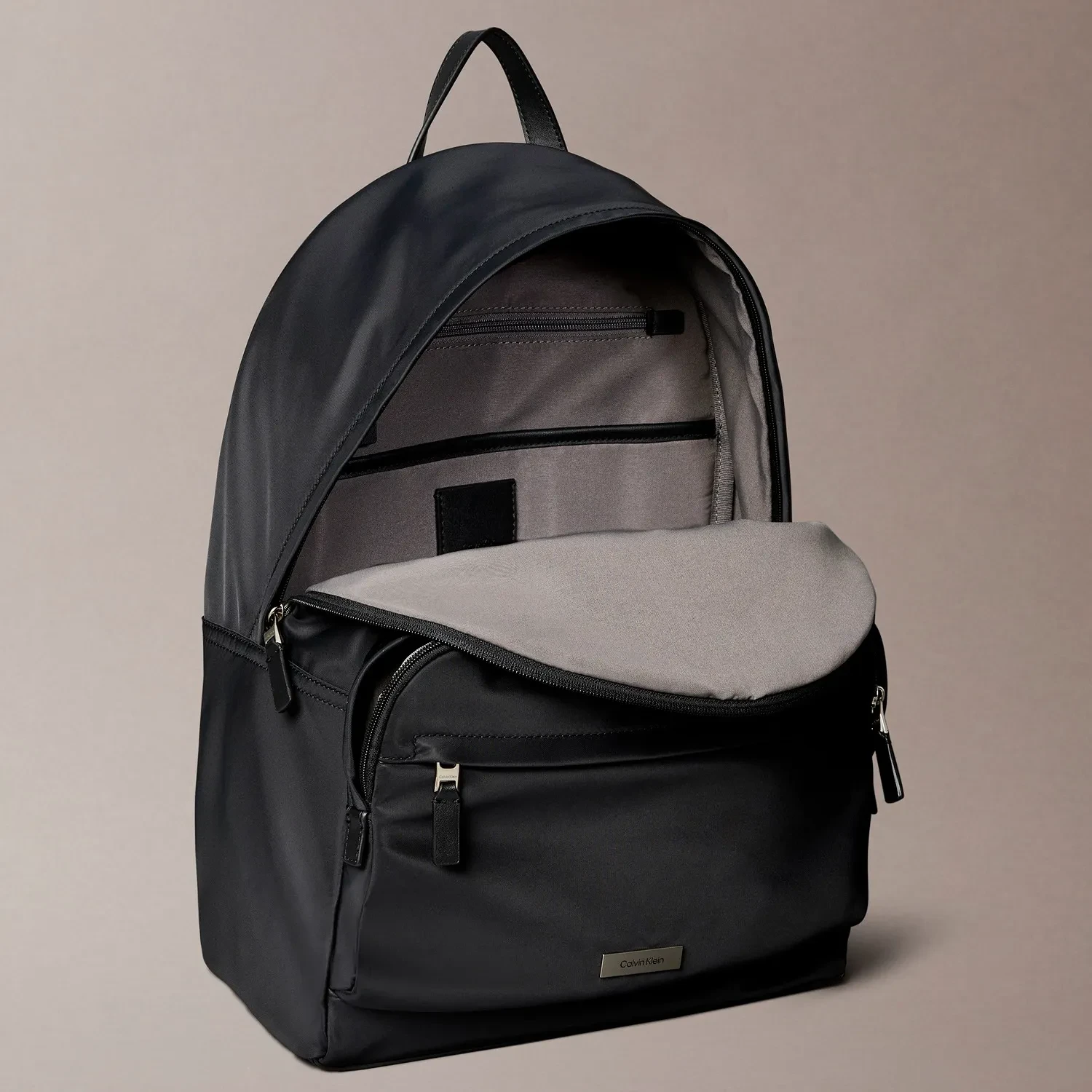 chloé faye small quilted full leather backpack Chloe 211605 Travelpro Altitude Crossbody Bag stud fastening Color:710 Navy mothersdaysale23