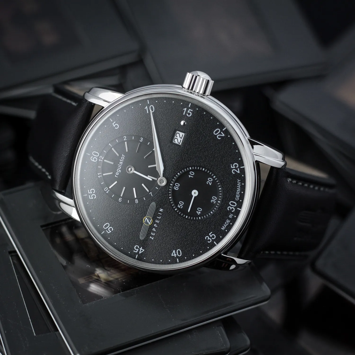 Zeppelin New Captains Line Swiss Made 86222 - Ditur