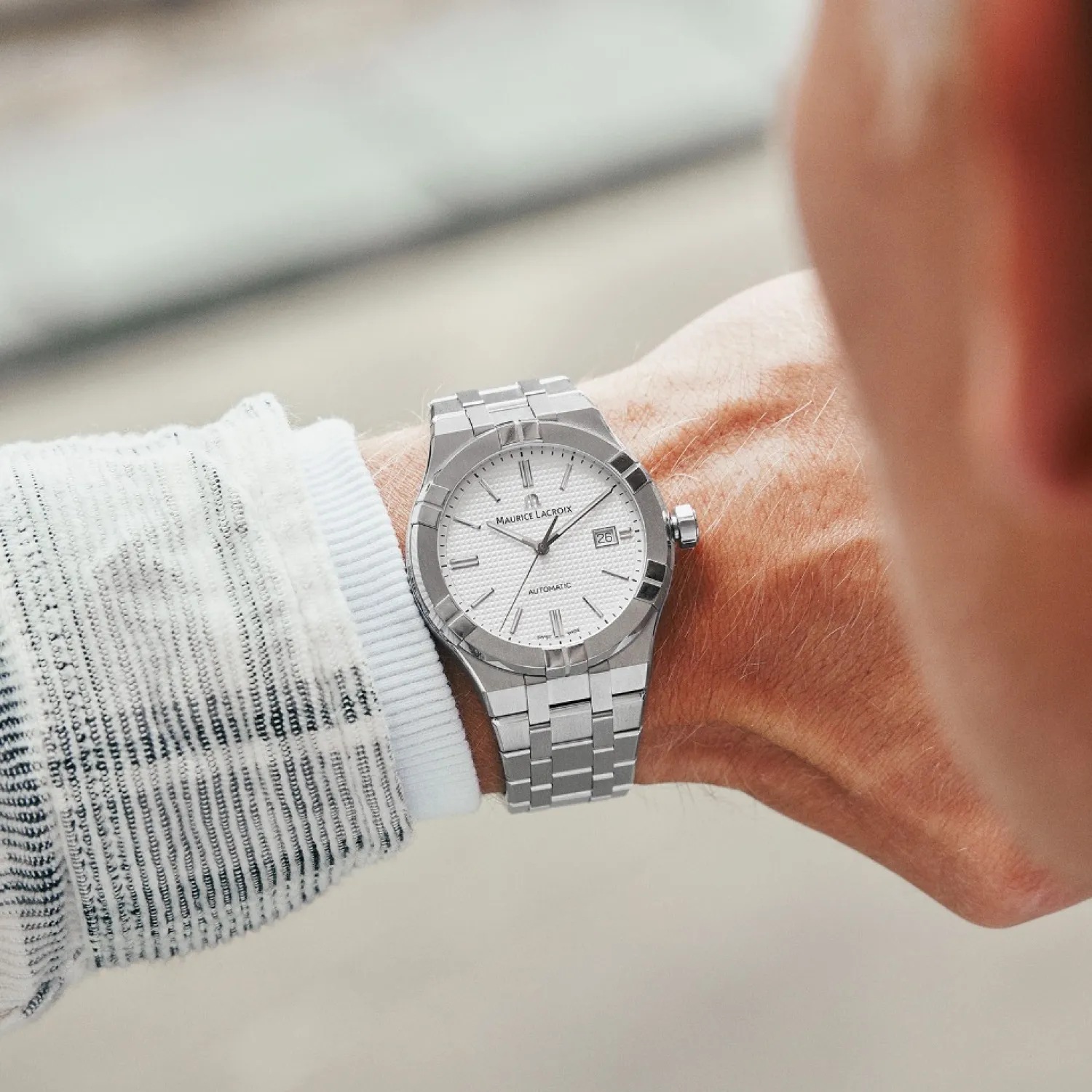 Maurice Lacroix Aikon Automatic 42mm AI6008-SS002-130-1 - Di