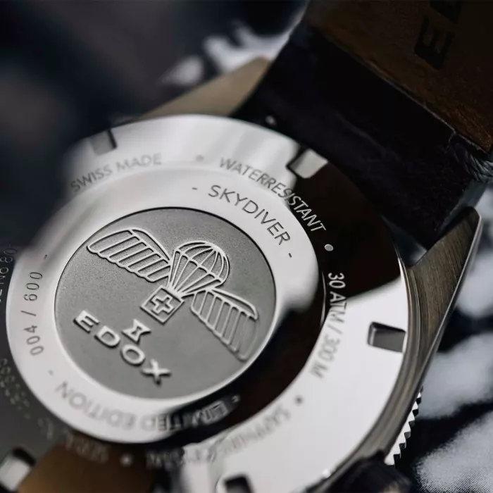 Edox Skydiver Automatic Limited Edition 80126-3VIN-GDN - Dit