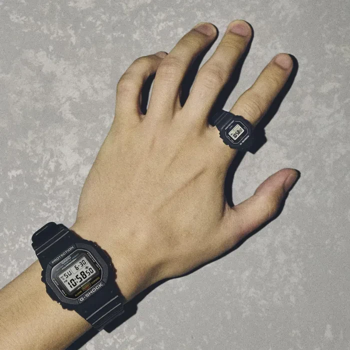 【GMW-5600-1JR】G-SHOCK nano Casio's new G-Shock Nano is a fully functional watch that fits on