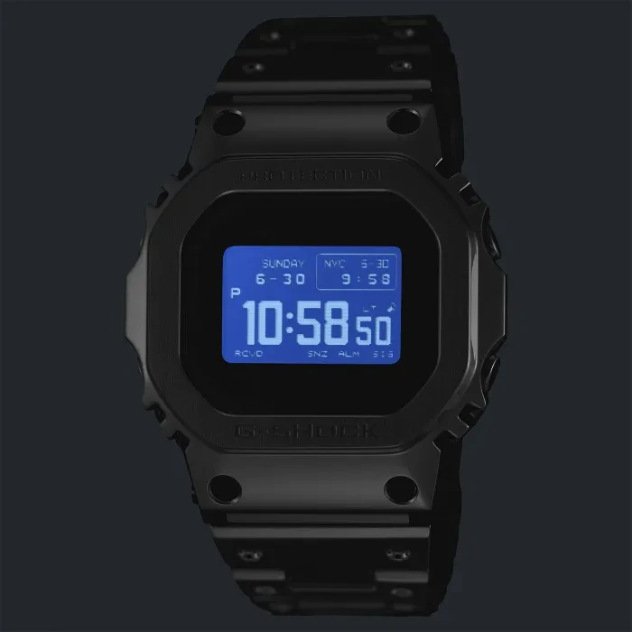 Casio G-Shock GMW-BZ5000D-1ER - Ditur