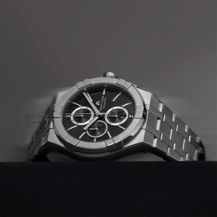 MAURICE LACROIX AIKON AI1118-SS002-330-1