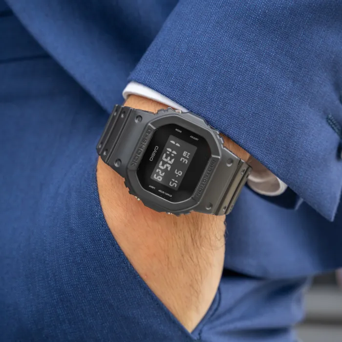 Casio G-Shock DW-5600UBB-1ER - Ditur