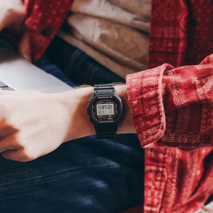 Casio G-Shock DW-5000R-1AER