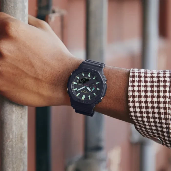 Casio G-Shock GA-2100RC-1AER - Ditur