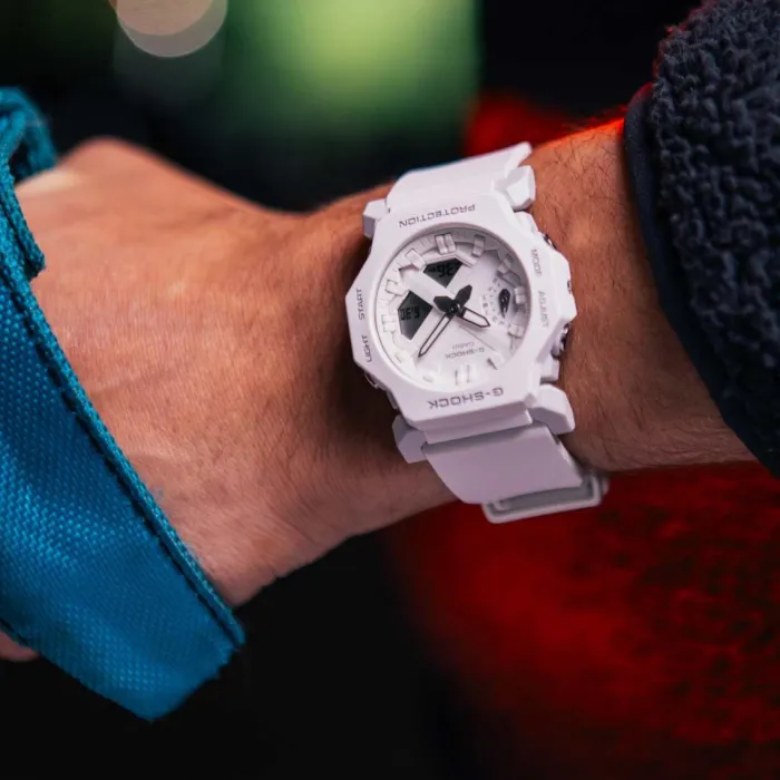Casio G-Shock GA-2300-7AER - Ditur
