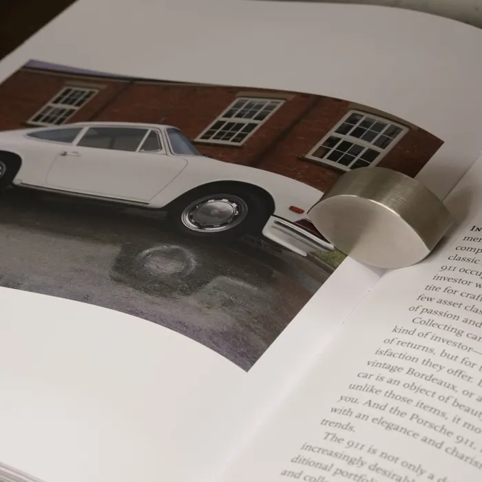 Porsche 911 - Icons of Excellence NM1133 - Ditur